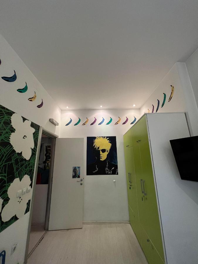 Pop Art Vandrarhem Belgrad Exteriör bild